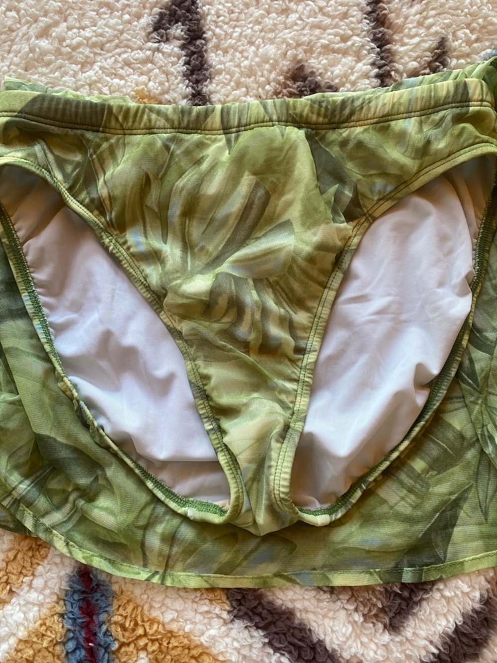 Tommy Bahama Vintage NWOT 1992 Green Leaf Print Two-Piece Swim Set, sz 10, rare! - Picture 3 of 8